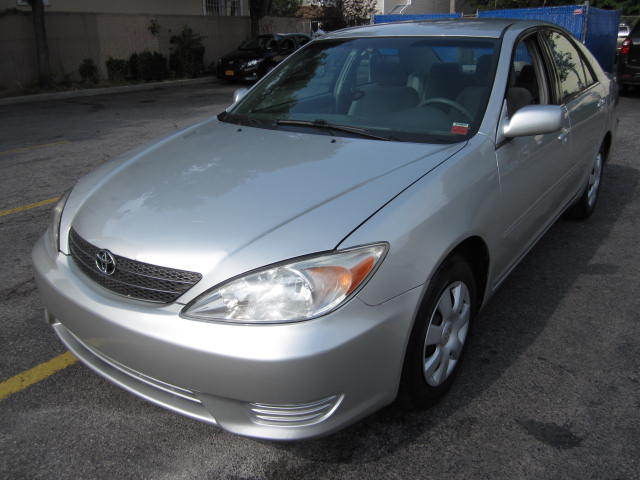 Toyota : Camry 4dr Sdn LE A 1 owner low miles only 106 k runs great full power warrantee