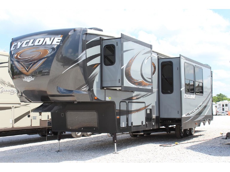 Heartland Cyclone 4200 rvs for sale in Arkansas