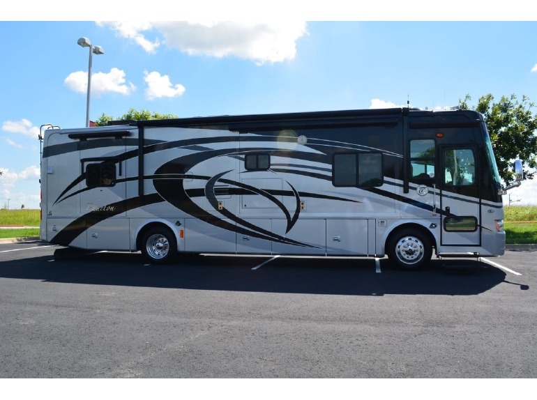 2008 Tiffin Motorhomes Phaeton 36QSH