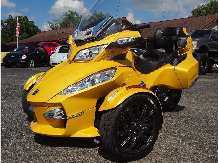 2013 Can-Am Spyder RT-S