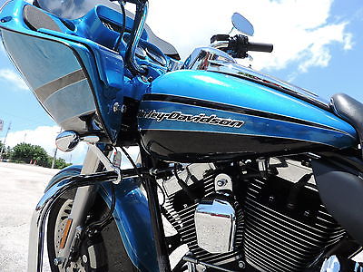 Harley-Davidson : Touring 2011 harley davidson fltru road glide ultra cruise abs 103 sec nav com