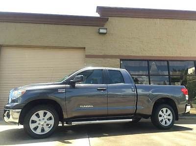 Toyota : Tundra Toyota Tundra 4x4 2011 toyota tundra 5.7 l v 8 4 wd new tires tow 20 in wheels 4 x 4
