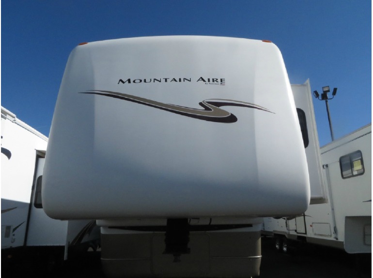 2005 Newmar MOUNTIAN AIRE 35BLKS