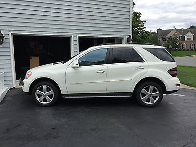 Mercedes-Benz : M-Class ML350 4Matic 2011 white mercedes ml 350 4 matic in excellent condition