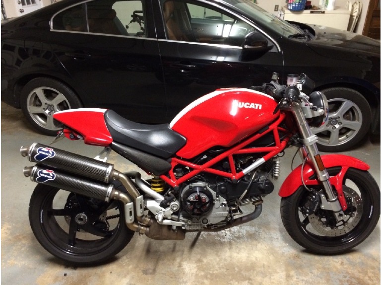 2007 Ducati Monster S2R