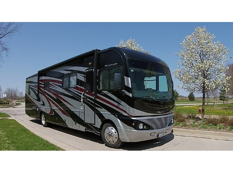 2009 Fleetwood Pace Arrow 38P