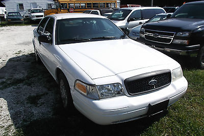 Ford : Crown Victoria 2004 Ford Crown Victoria Police Interceptor  4-Doo 2004 ford crown victoria police interceptor 4 door 4.6 l low miles low reserve