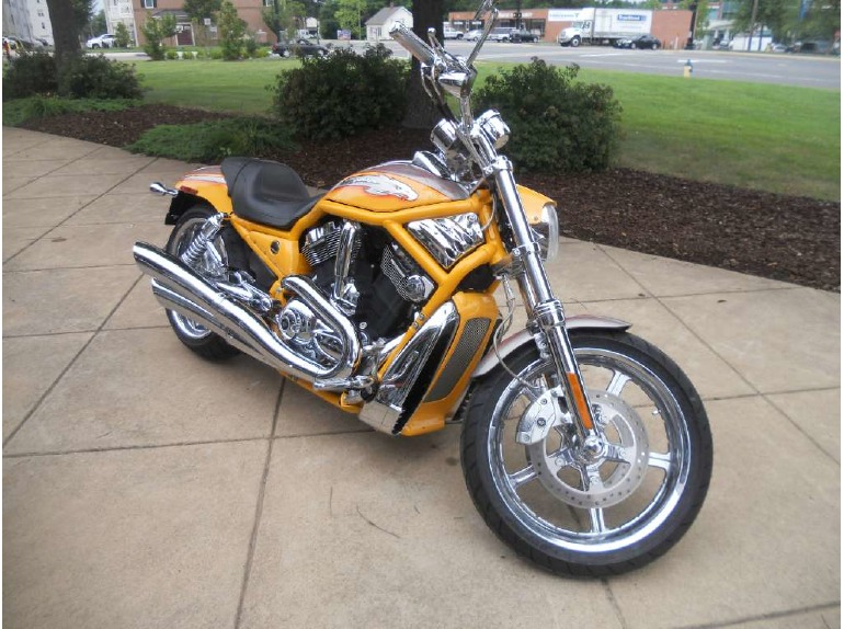 2006 Harley-Davidson CVO Screamin' Eagle V-Rod