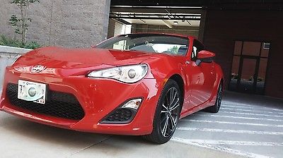 Scion : FR-S 6-Speed Coupe 2013 scion fr s frs 6 speed coupe 2 door 2.0 l one owner clean vehicle red