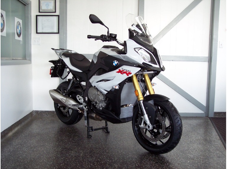 2016 BMW S1000XR