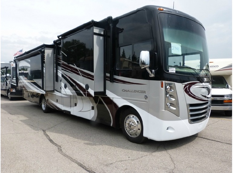 2016 Thor Motor Coach Challenger 37 KT