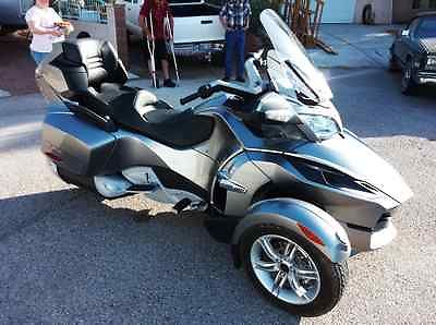 Can-Am : Spyder 2012 can am spyder rt sm 5 only 600 miles warranty extras