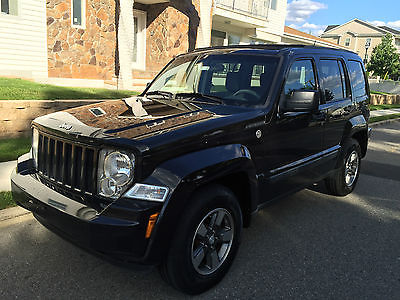 Jeep : Liberty Sport  Well Maintained 2008 Jeep Liberty Sport 4x4 SUV Super Clean Reliable !