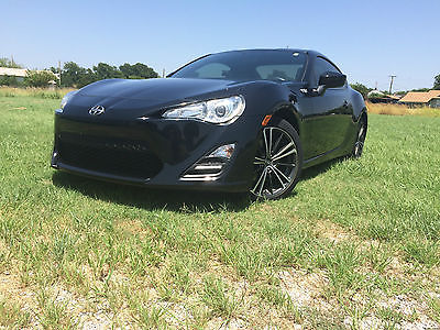 Scion : FR-S Base Coupe 2-Door 2013 scion fr s 6 speed manual black like new
