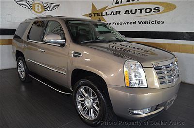 Cadillac : Escalade AWD 4dr 1 owner awd nav heated ac seats warranty dealer maintained gorgeous florida mint