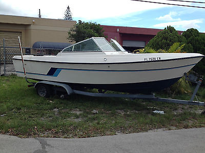 1986 Aquasport 22' with cable steering. Hull is in good condition with no damage