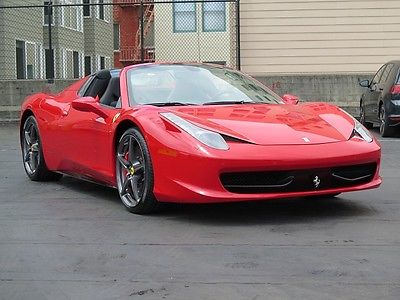 Ferrari : 458 Spyder in Black with only 6,331 miles! 2015 ferrari 458 spyder black with black low miles