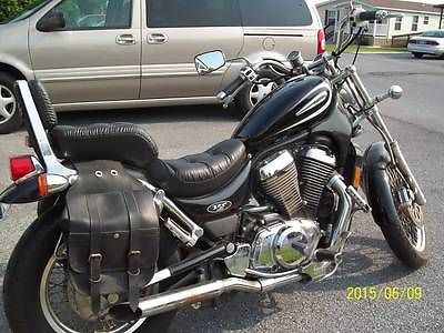 Suzuki : Intruder LIKE NEW - 4,050 MILES - LEAVING PA. 7-31-15 FOR ARIZONA