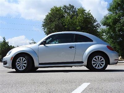 Volkswagen : Beetle-New 2.5L ENTRY Volkswagen Beetle 2.5L ENTRY Low Miles Automatic Gasoline 2.5L 5 Cyl Reflex Silv