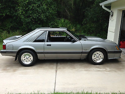 Ford : Mustang GT 1982 ford mustang gt 5 speed manual 302 v 8 low miles immaculate