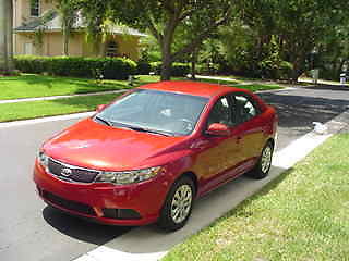 Kia : Forte EX Sedan 4-Door Red, Sedan, Like New, Excellent Condition, Low Mileage,