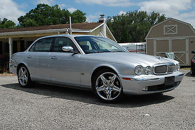 Jaguar : XJ8 Super V8 2007 jaguar super v 8 one owner clean carfax original paint runs great clean