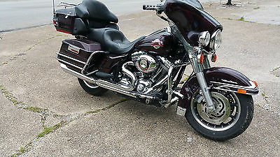 Harley-Davidson : Touring 2007 harley davidson flhtcui ulra classic bagger 110 ci motor for under 8000