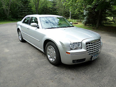 Chrysler : 300 Series limited 2005 chrysler 300 limited loaded only 58 000 miles mint
