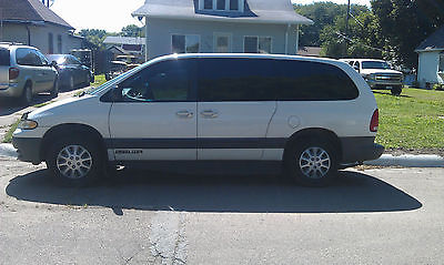 Dodge : Grand Caravan SE Mini Passenger Van 4-Door Handicap Accessible 1999 Dodge Grand Caravan SE Mini Passenger Van 4-Door 3.3L