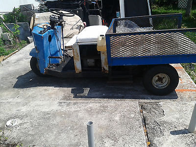 Cushman : truckster cushman truckster motor 18 hp