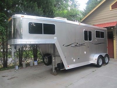2006 Featherlite 2 Horse Trailer Model 9607 With Living Quarters Straight Load