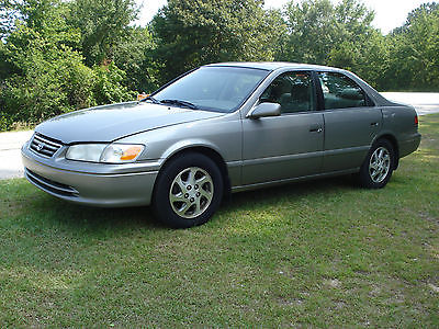 Toyota : Camry LE Sedan 4-Door 2000 toyota camry le