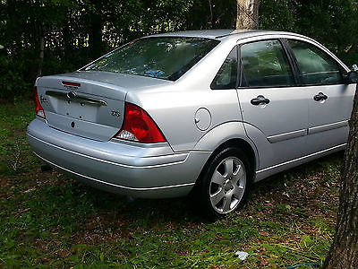 Ford : Focus zts Silver 5-Speed ZTS Leather 2001 Ford Focus Needs Front End- Parts or Project