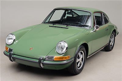 Porsche : 911 T Original Concours-Level Low Mileage Documented Leaf Green 1970 911T