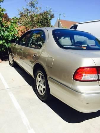 Moving Sale: 1999 Infiniti I30