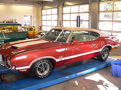 Oldsmobile : 442 w30 1971 442 rear w 30 no worry on this car