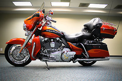 Harley-Davidson : Touring 2013 harley davidson screamin eagle cvo ultra flhtcuse 8 1 owner rare color wow