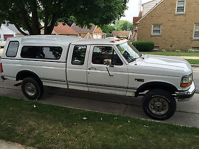 Ford : F-250 XLT 1996 ford f 250 xlt heavy duty pickup 4 x 4 cap nice condition 2 owner