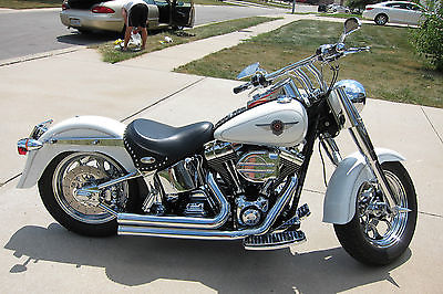 Harley-Davidson : Softail Pearl White Fat Boy FLSTF, lots of chrome, custom wheels, BEAUTIFUL!