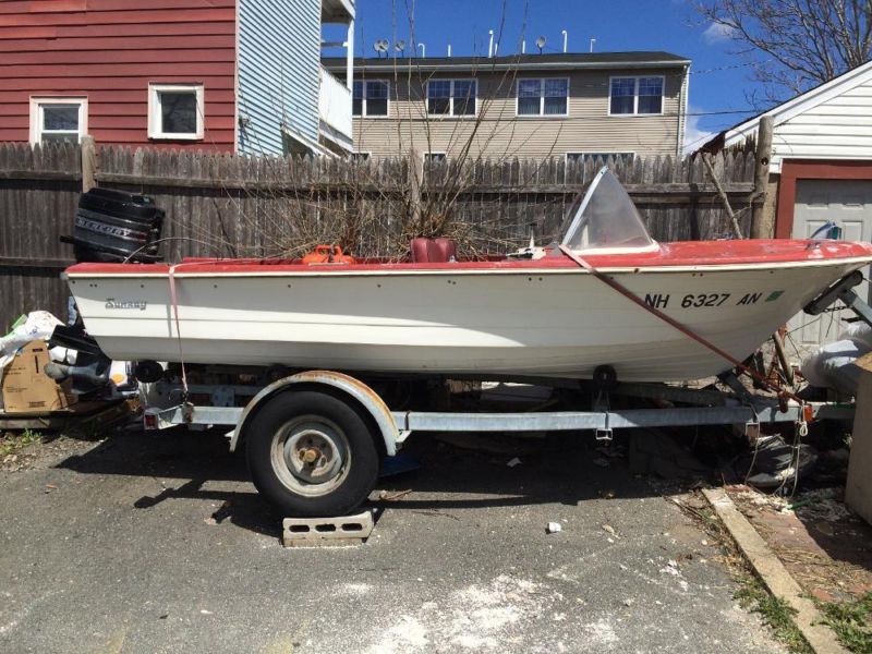 1982 Sunray Falcon Motorboat and Trailer