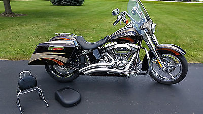 Harley-Davidson : Softail 2011 harley softail cvo convertible flstse 2 with custom painted hard saddlebags