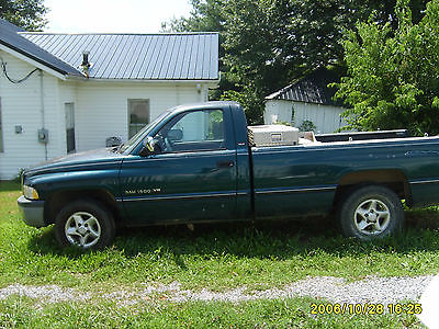 Dodge : Ram 1500 Custom Standard Cab Pickup 2-Door Green, 1500 farm truck, good condition, KY