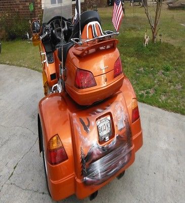 Honda : Gold Wing 2002 pearl orange trike good condi motor trike kit ind susp ez steer