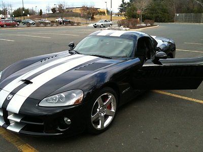 Dodge : Viper SRT-10 Coupe 2-Door DODGE VIPER 2006 LOW MILES LIKE NEW CONDITION FIRST 50K TAKES IT