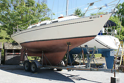 Columbia 8.7 Meter Sailboat with Inboard Diesel and Trailer