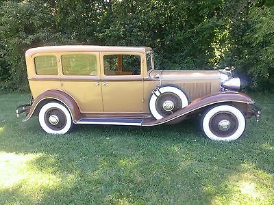 Chrysler : Other CHRYSLER 1931 FOUR DOOR SEDAN 1932 TITLE