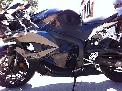 Honda : CBR 2009 honda cbr 600 rr black nvr down 83 k fwy miles