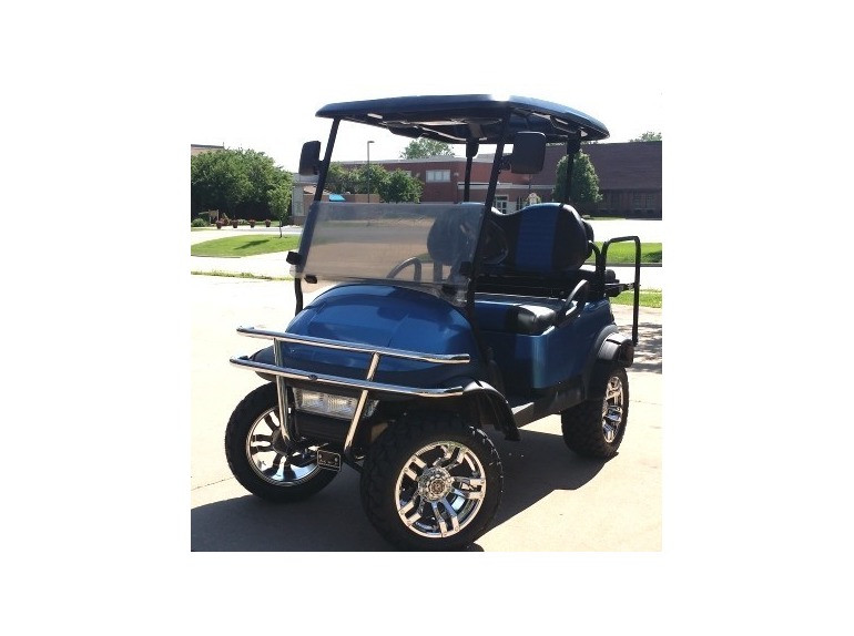 2011 Gsi Club Car Precedent Lifted Gas Golf Cart with Black/Blue