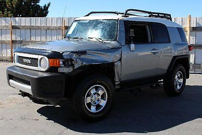 Toyota : FJ Cruiser 4WD 2010 toyota fj cruiser 4 wd project repairable salvage wrecked damaged fixable