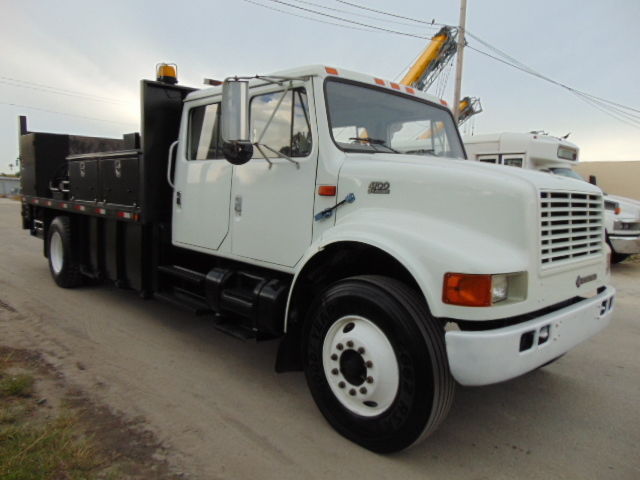 Other Makes WHOLESALE INTERNATIONAL 4700 CREW CAB - UTILTY FLATBED SERVICE TRUCK - ALLISON AUTOMATIC